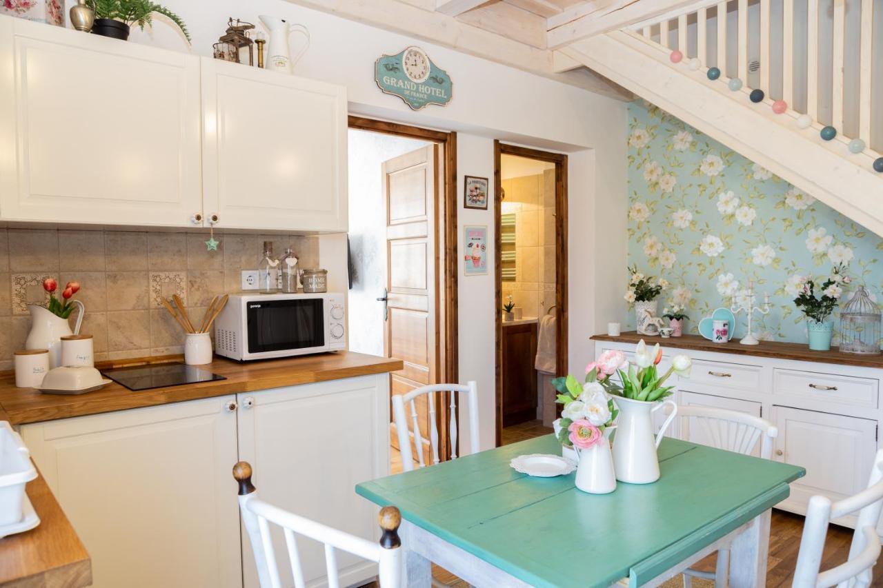Vanilia Apartman エゲル エクステリア 写真