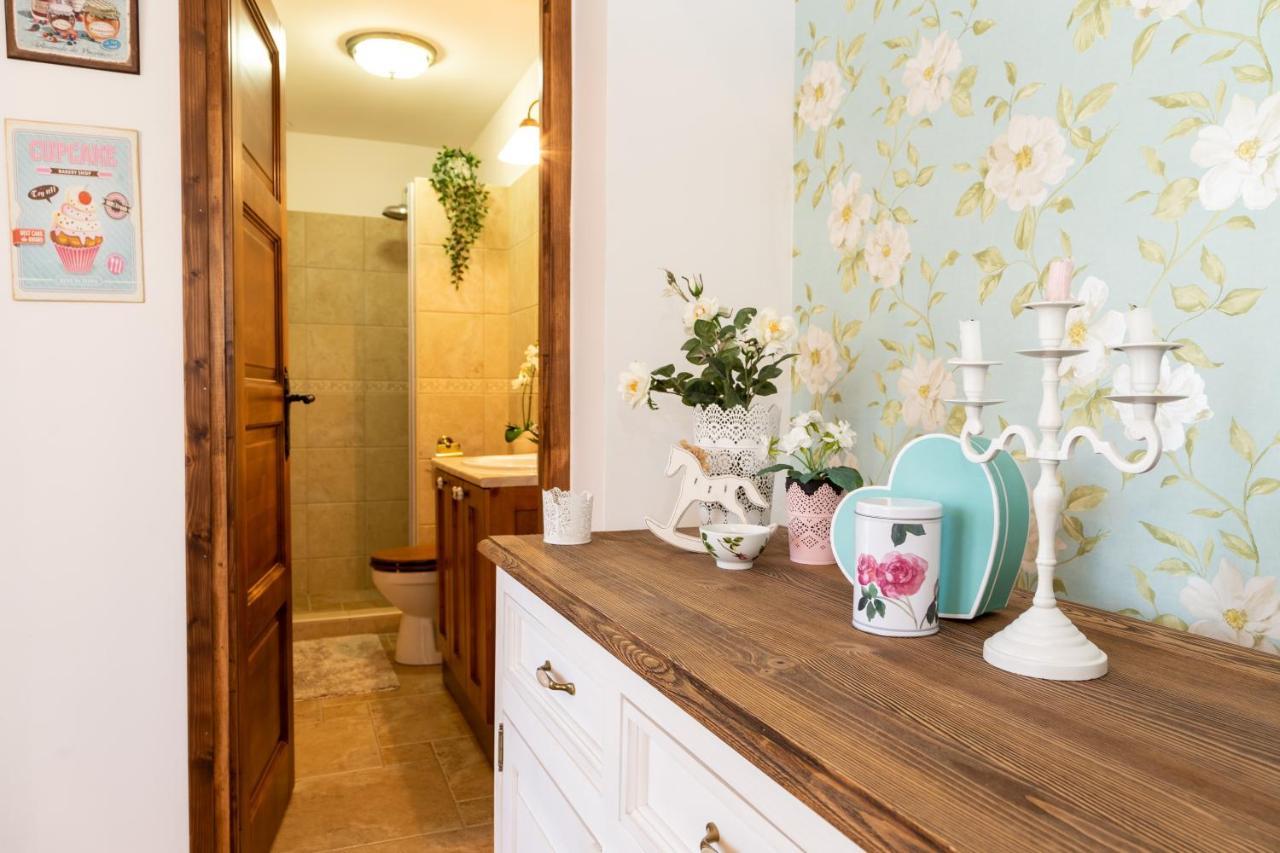 Vanilia Apartman エゲル エクステリア 写真