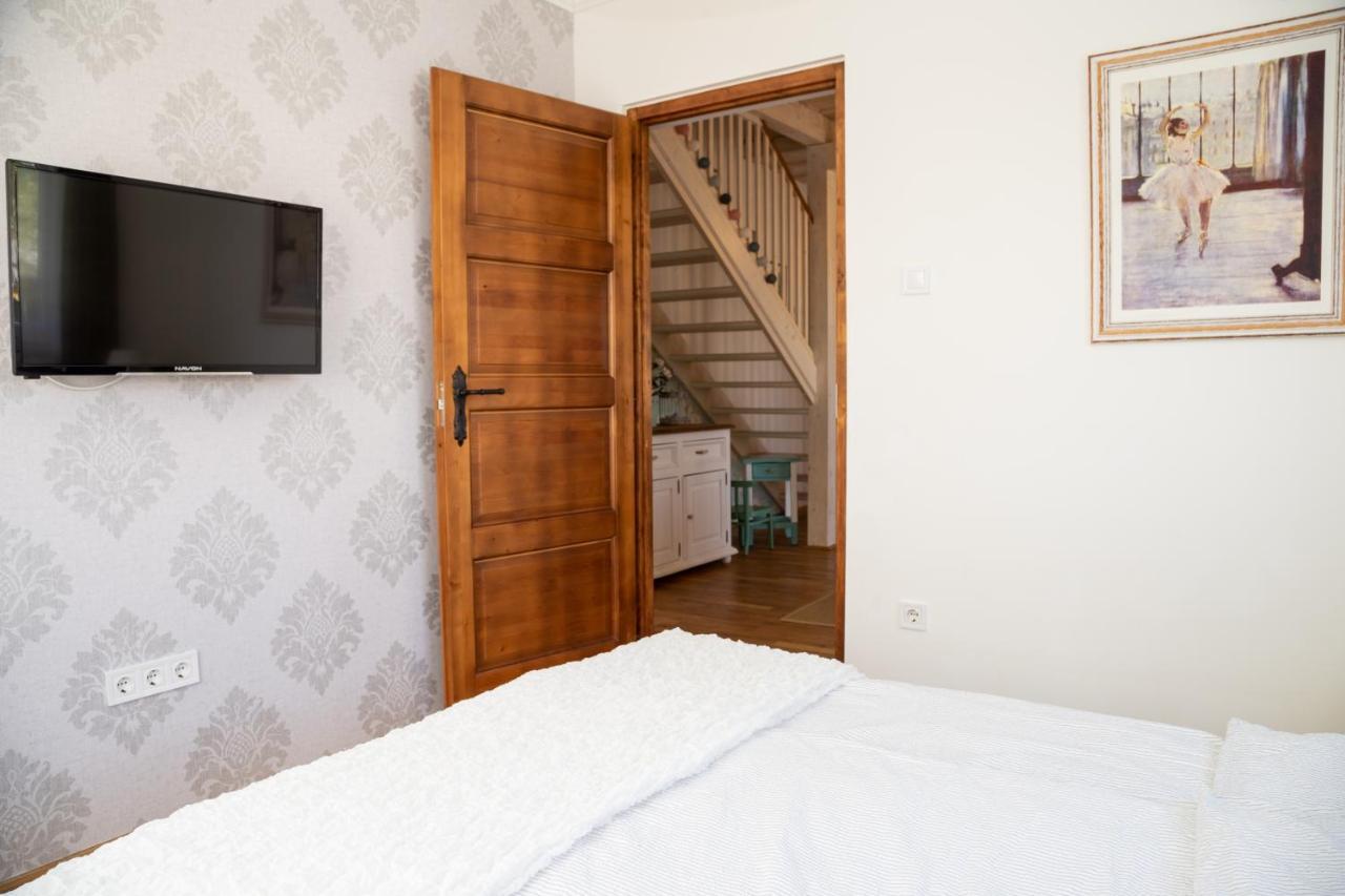 Vanilia Apartman エゲル エクステリア 写真
